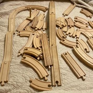 Train tracks for kids toys